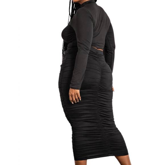 NEW THE CURVE two piece long sleeve ruched top and skirt set in black - Picture 3 of 3